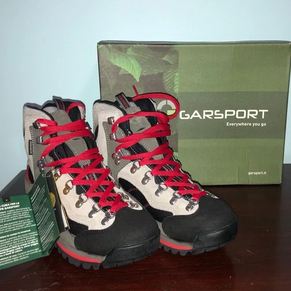 NWT_Women's Hiking Boots WATERPROOF_NWT - Picture 5 of 14